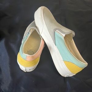 colorblock platform vans